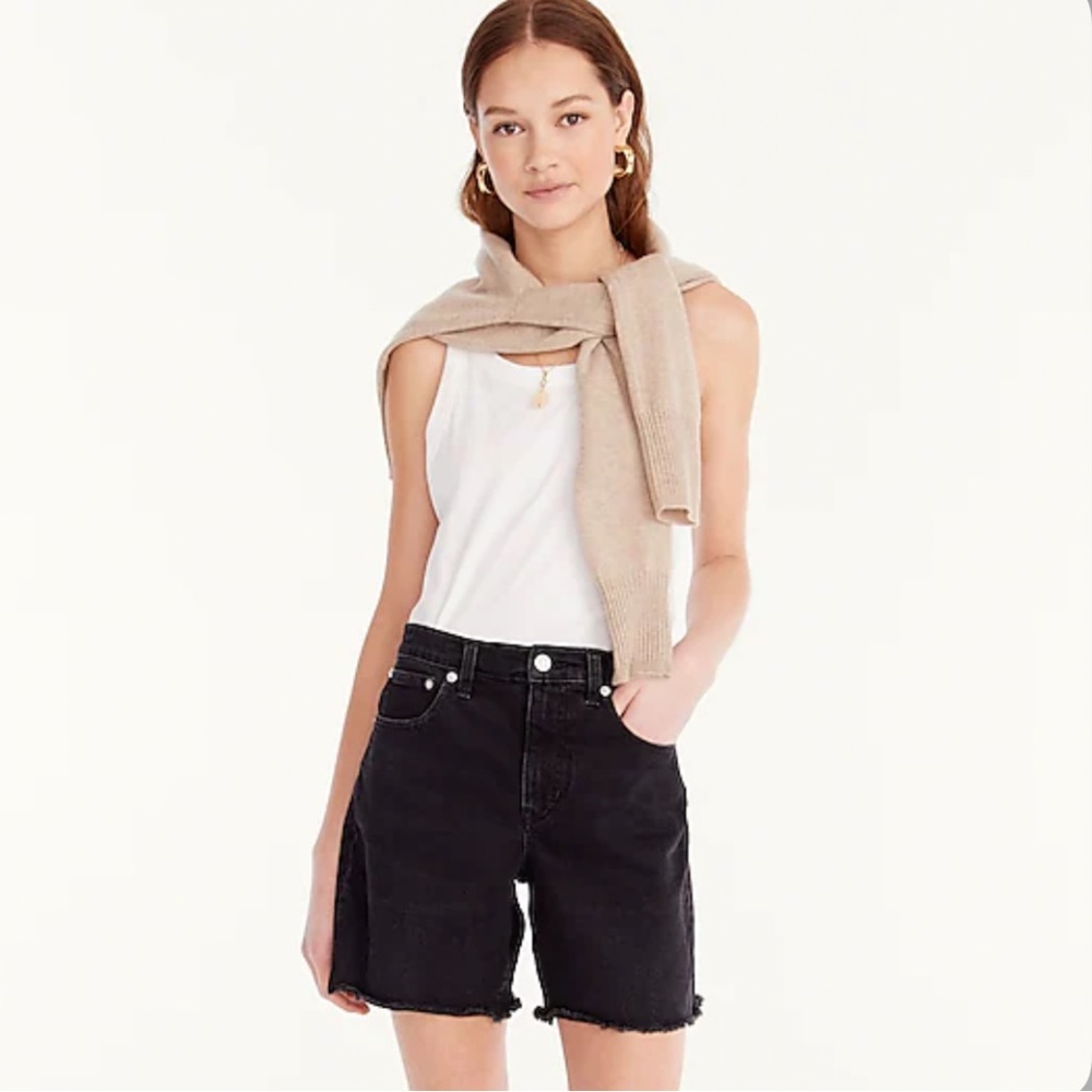 NWT J CREW MID LENGTH SHORT